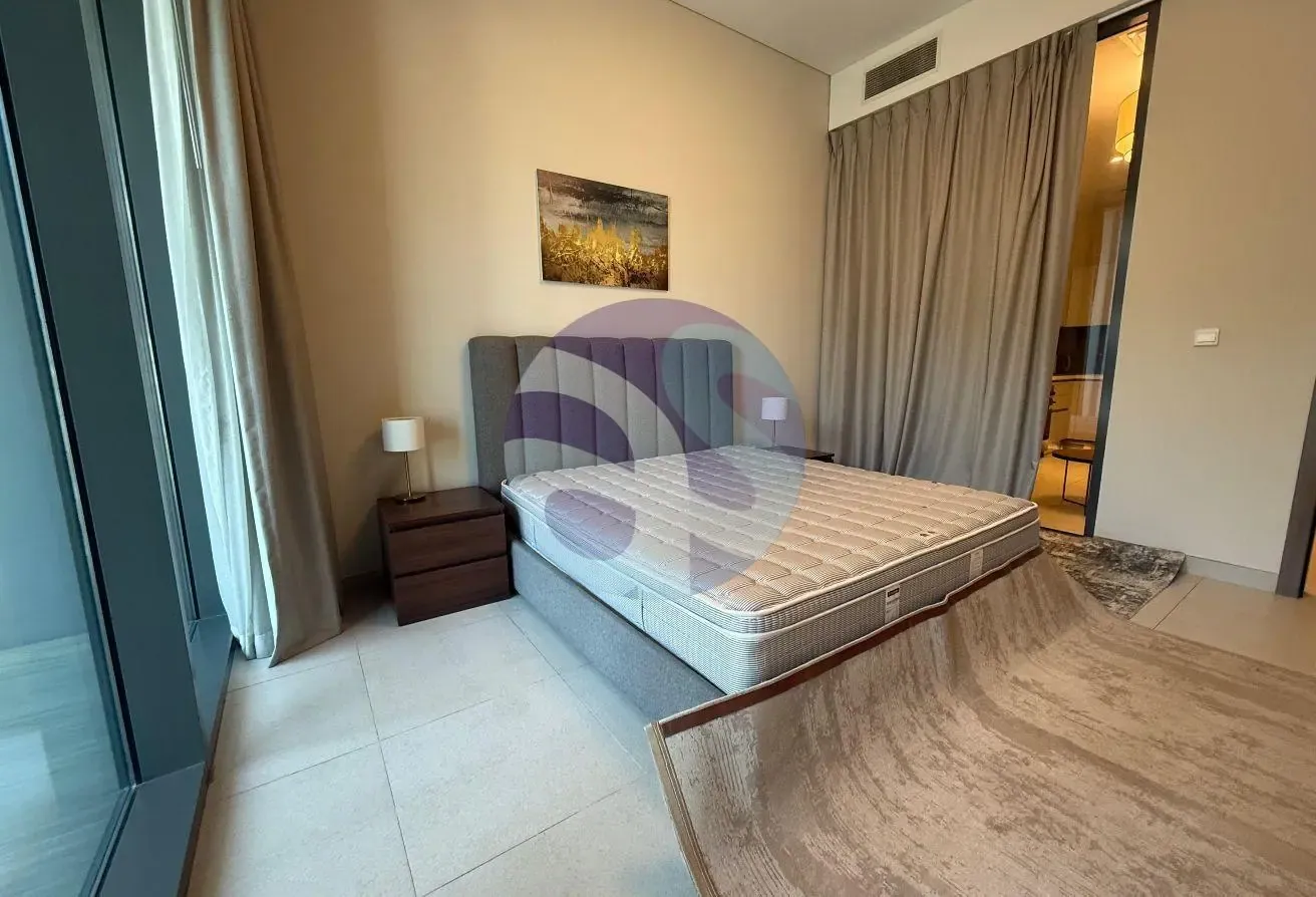Fully Furnished |Upgraded | Prime Loction | Vacant