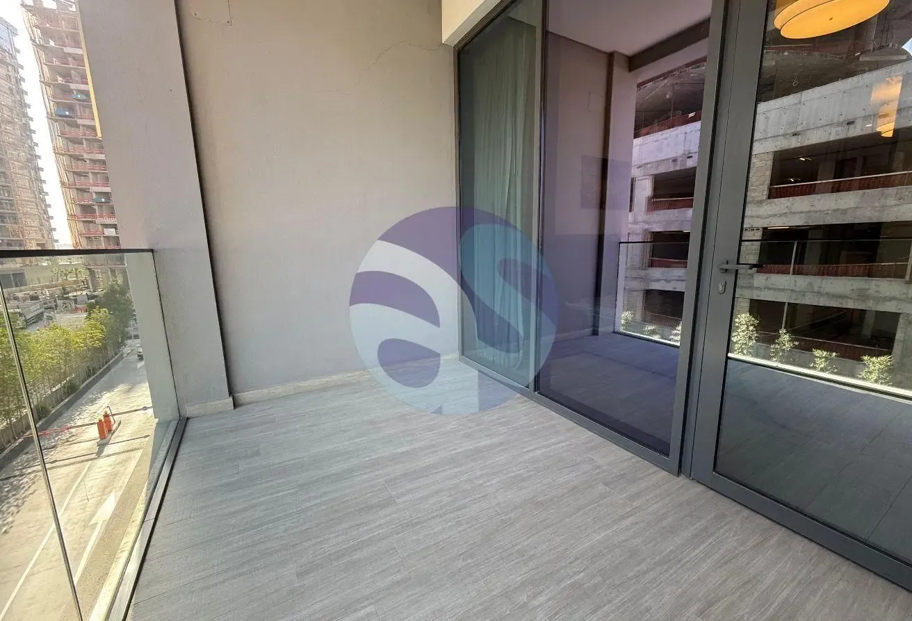 Fully Furnished |Upgraded | Prime Loction | Vacant