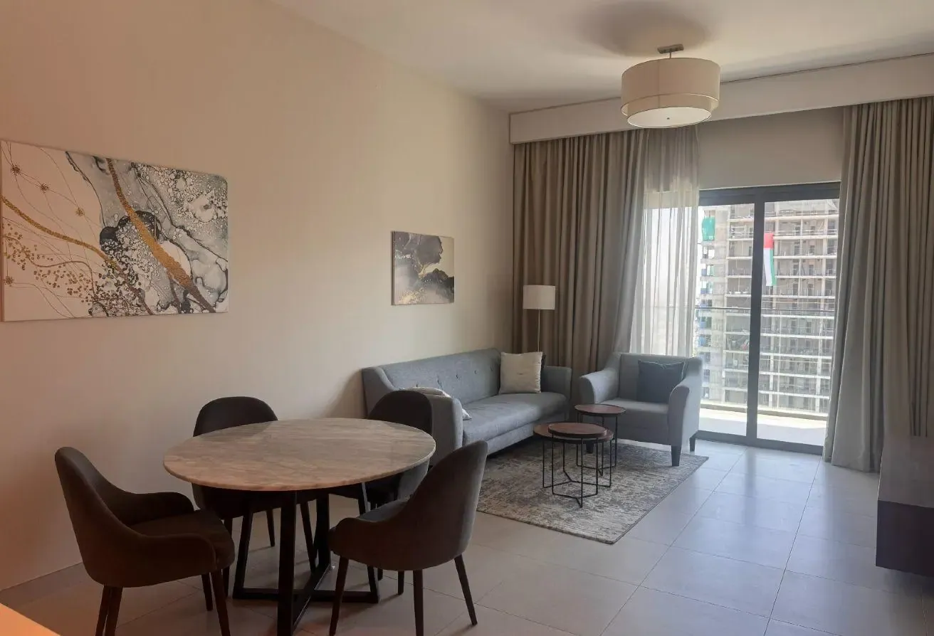 Furnished 2BR | Community View | Sol Avenue