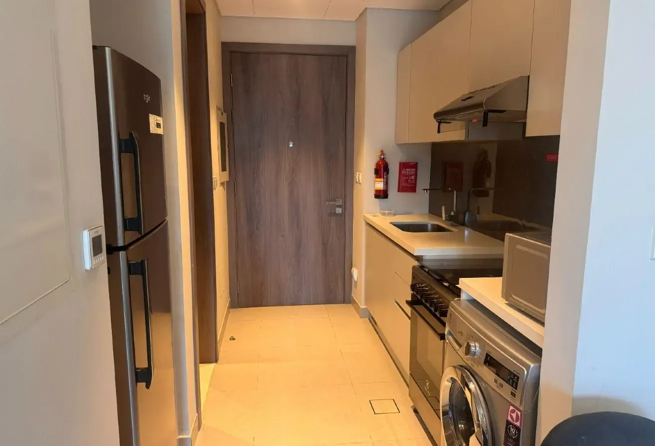 Furnished Studio | High Floor | Prime location