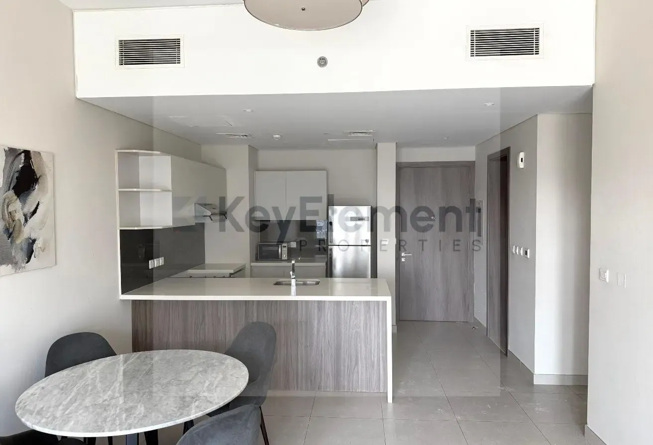 Spacious 2BR | Business Bay | Ready to Move In