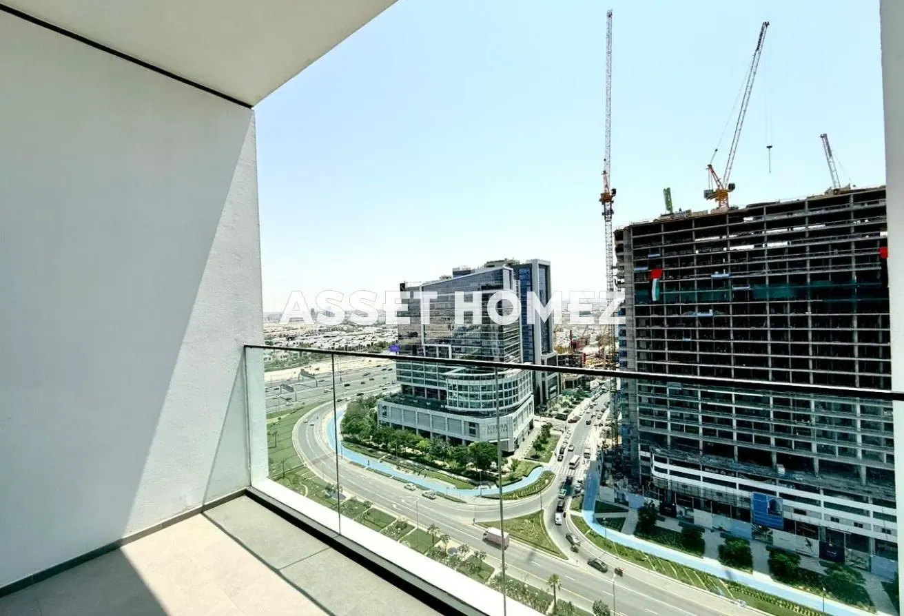 Fully Furnished Studio | Higher Floor | Vacant