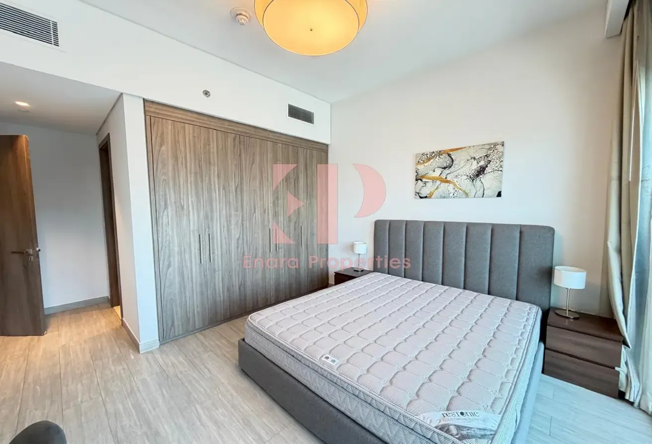 Fully Furnihsed l High Floor l Larger Balcony