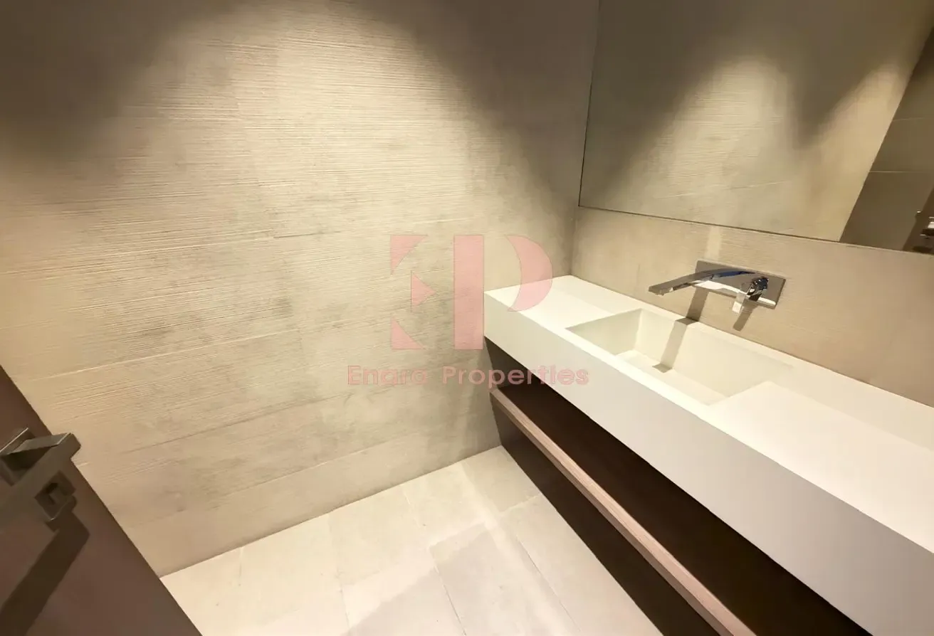 Fully Furnihsed l High Floor l Larger Balcony