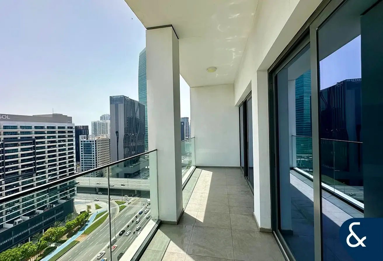 One Bedroom | Burj View | Multiple Cheques