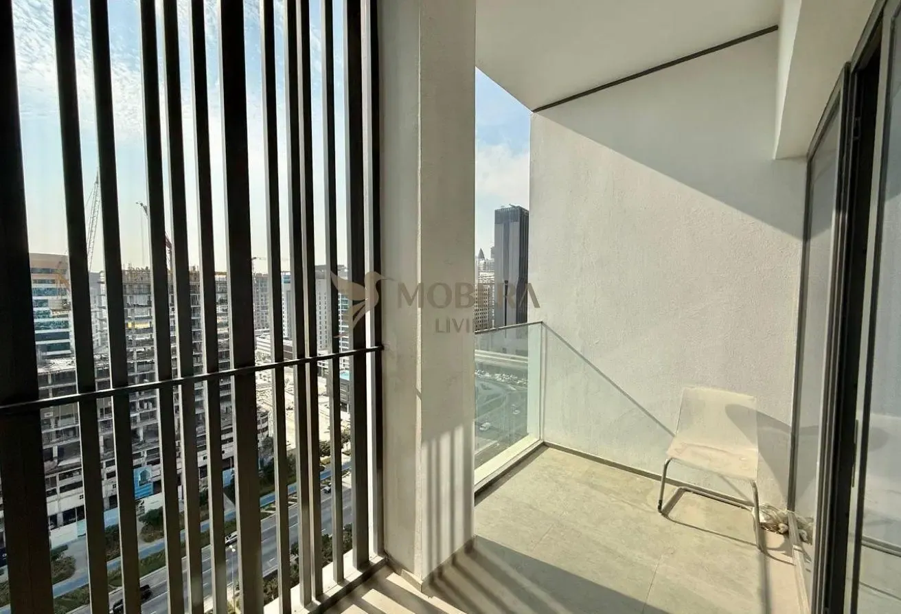 STUDIO | SOL AVENUE | BUSINESS BAY