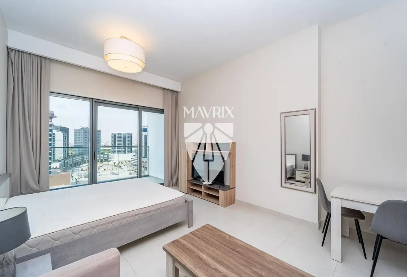 12 Cheques  | Modern Furnishing | Spacious