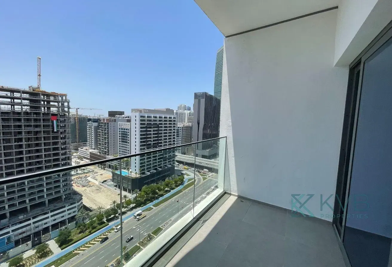 Modern Furnished Studio | Move-In Ready |