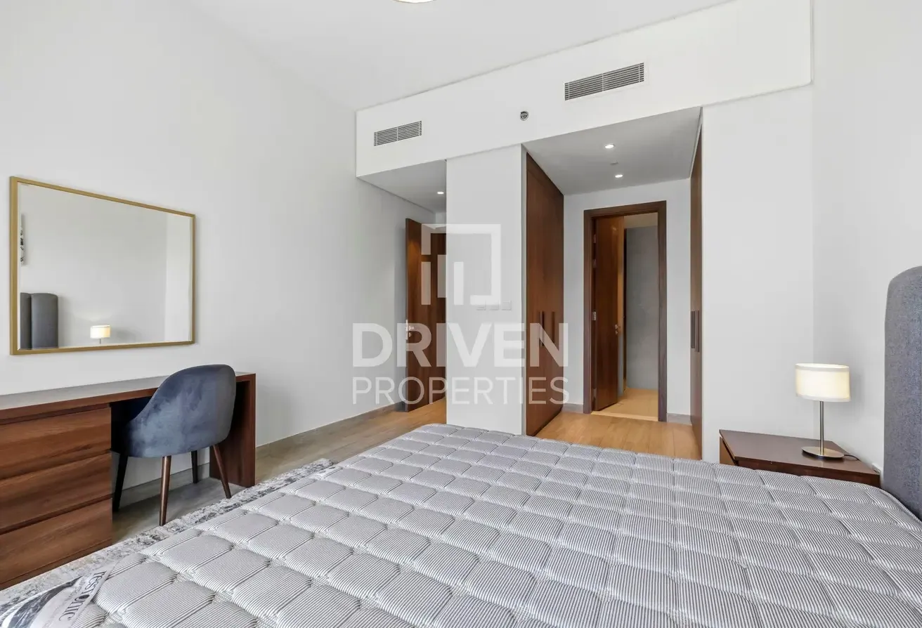 Spacious and Vacant with 1 Month Free Offer