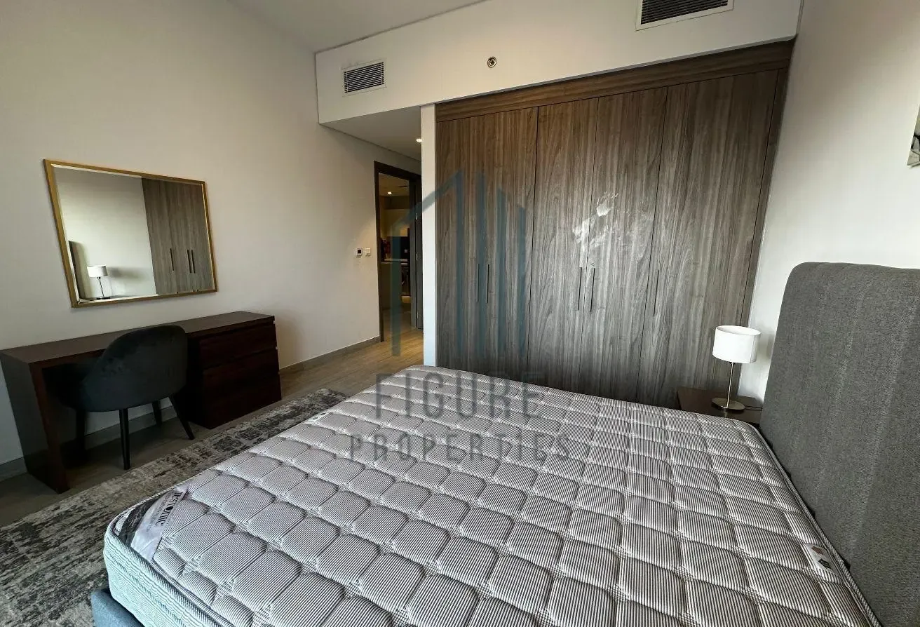 Fully Furnished | Stylish and Modern 1-BR | Vacant