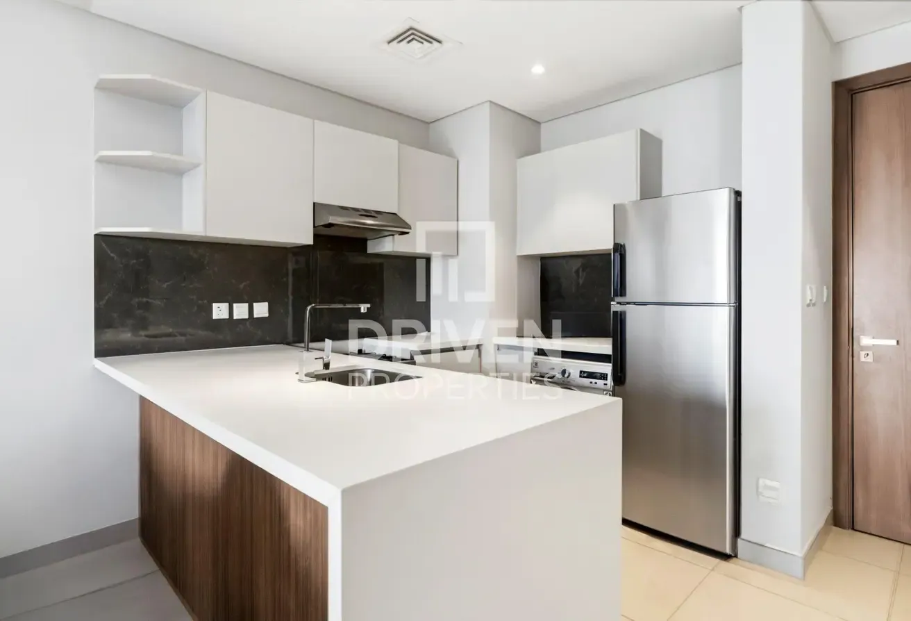 Burj Khalifa View | High Floor | Furnished Apt