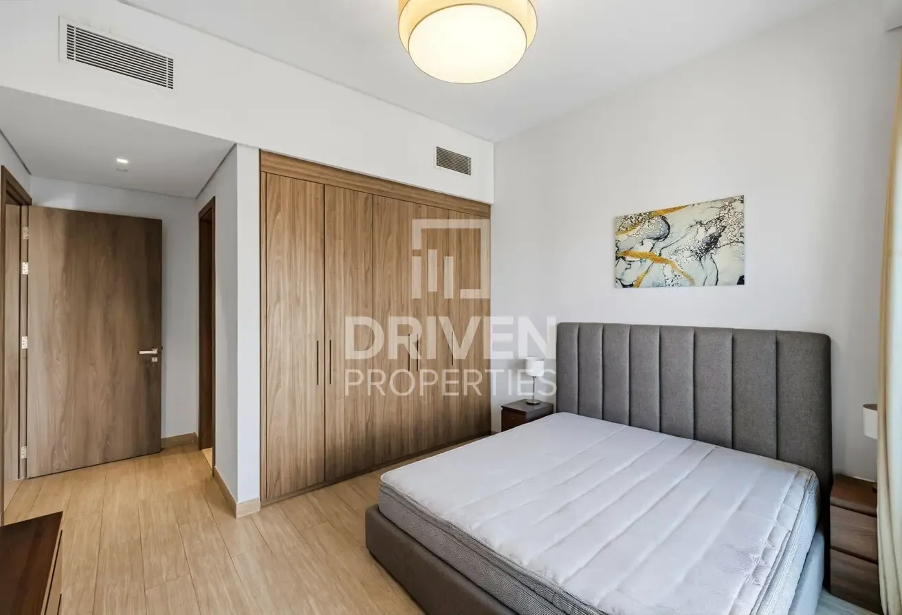 Burj Khalifa View | High Floor | Furnished Apt