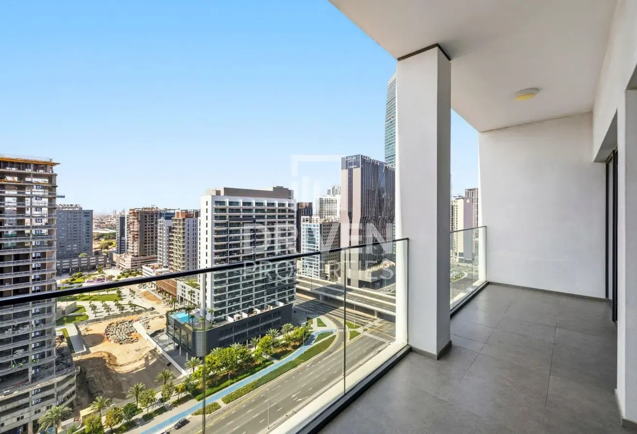 Burj Khalifa View | High Floor | Furnished Apt