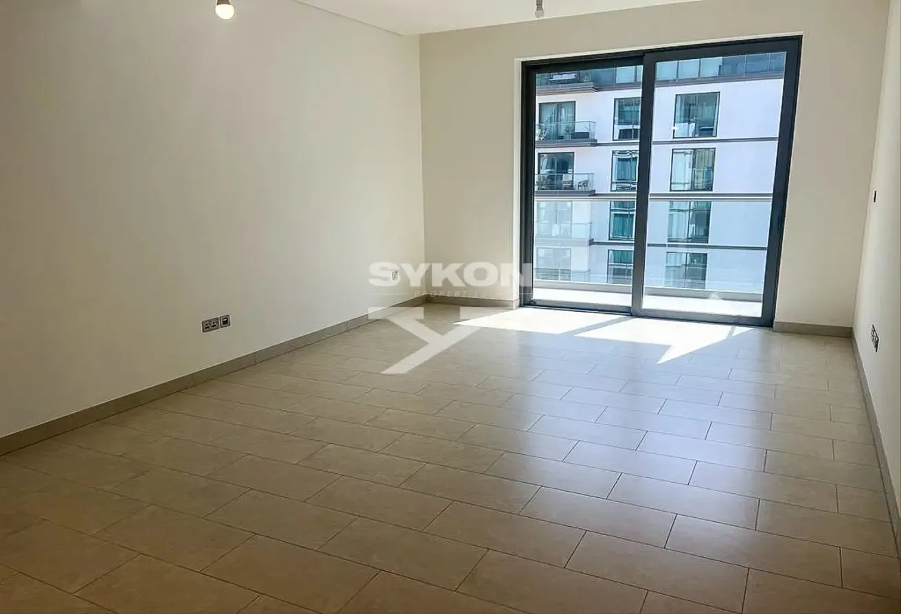 Spacious 1BR | Balcony | Pool and Gym | 1 Parking