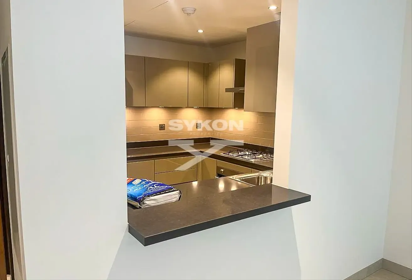 Spacious 1BR | Balcony | Pool and Gym | 1 Parking