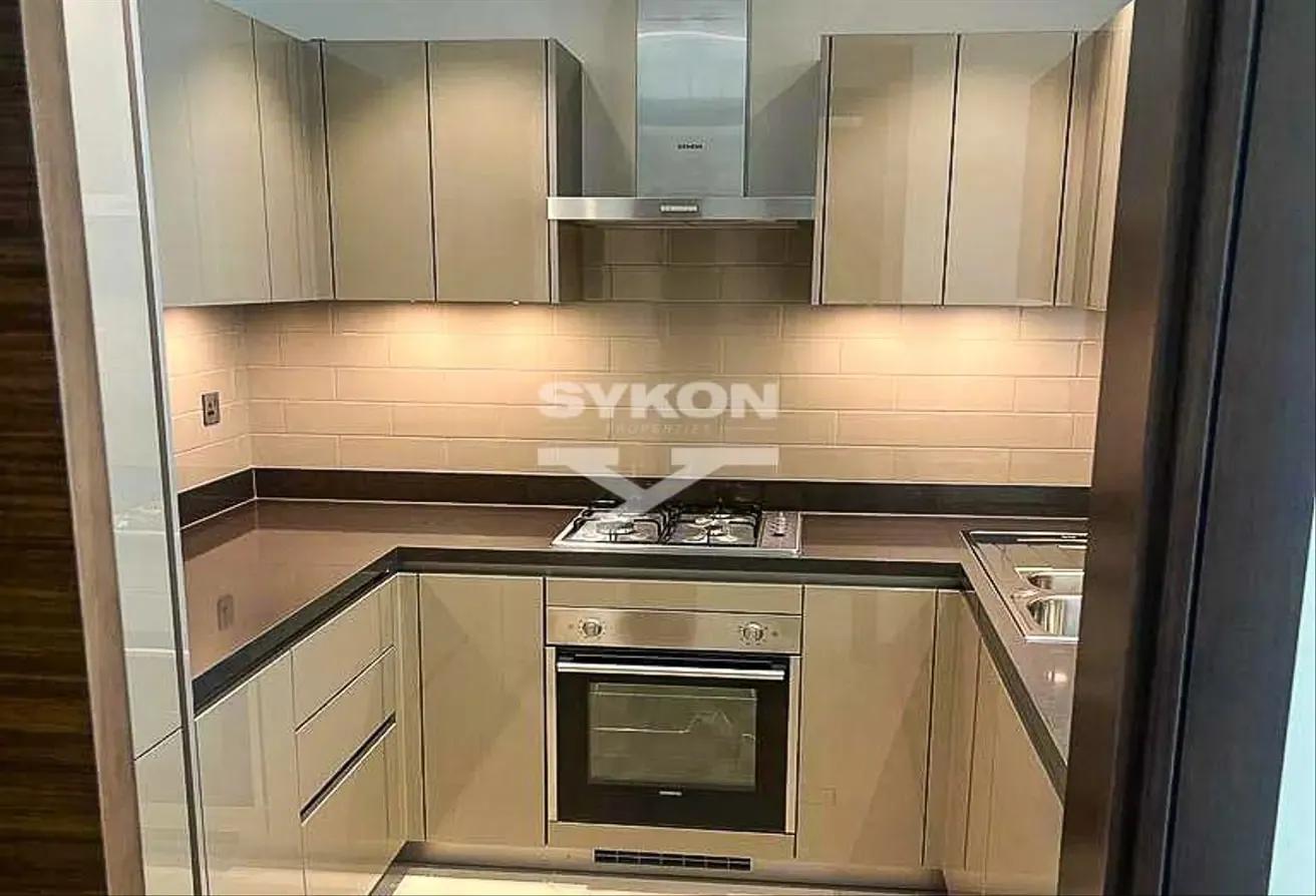 Spacious 1BR | Balcony | Pool and Gym | 1 Parking
