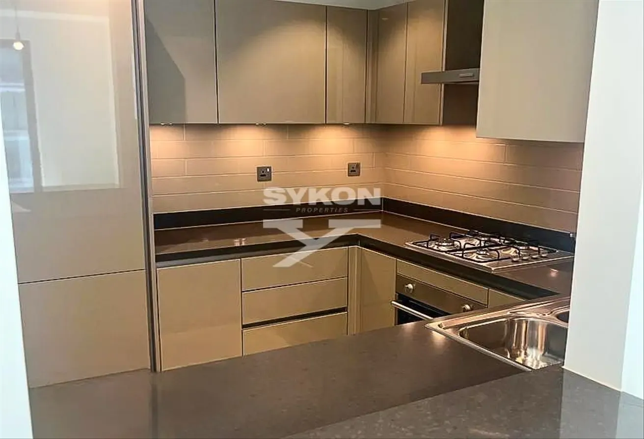 Spacious 1BR | Balcony | Pool and Gym | 1 Parking
