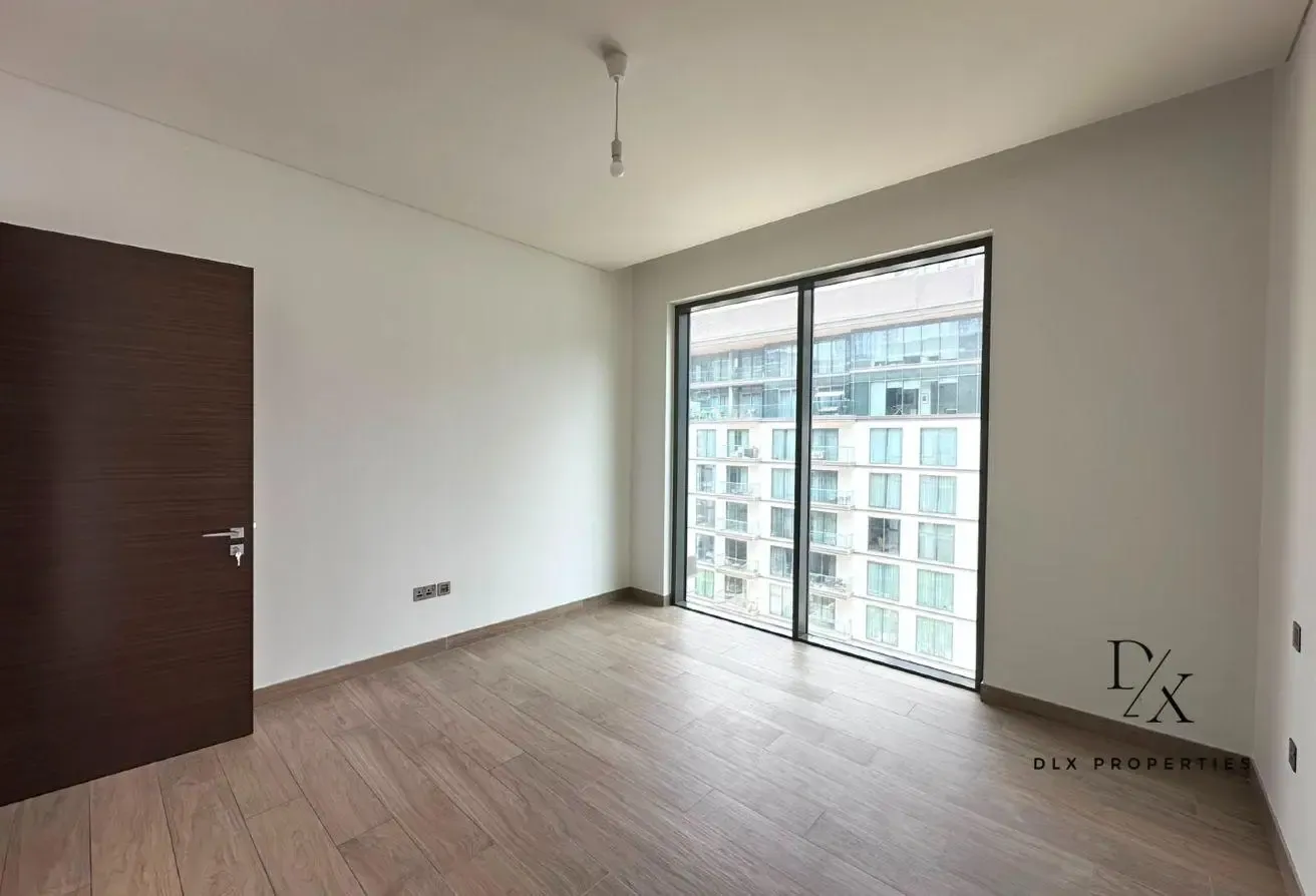 READY TO MOVE | EXCLUSIVE | SPACIOUS