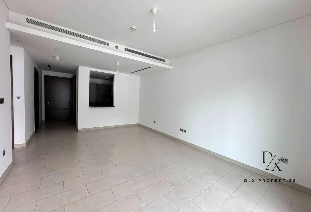 READY TO MOVE | EXCLUSIVE | SPACIOUS
