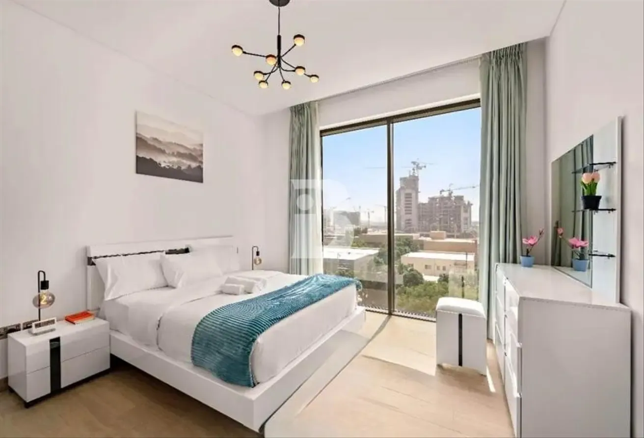 1BR unit Vacant | Huge layout | Semi furnished