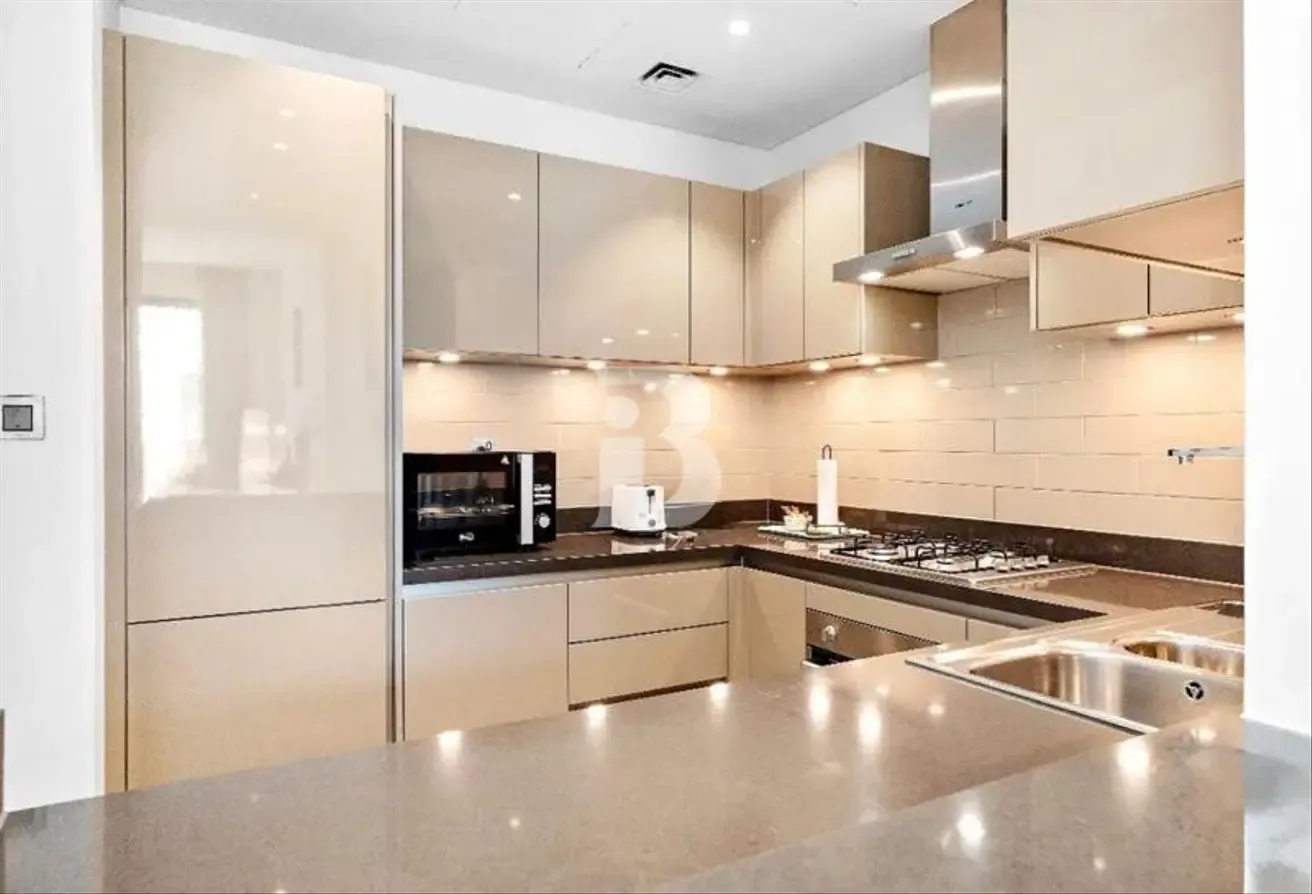 1BR unit Vacant | Huge layout | Semi furnished