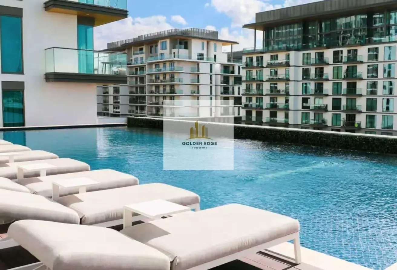 LUXURY FURNISHED | BRIGHT UNIT | LOW RISE TOWER |