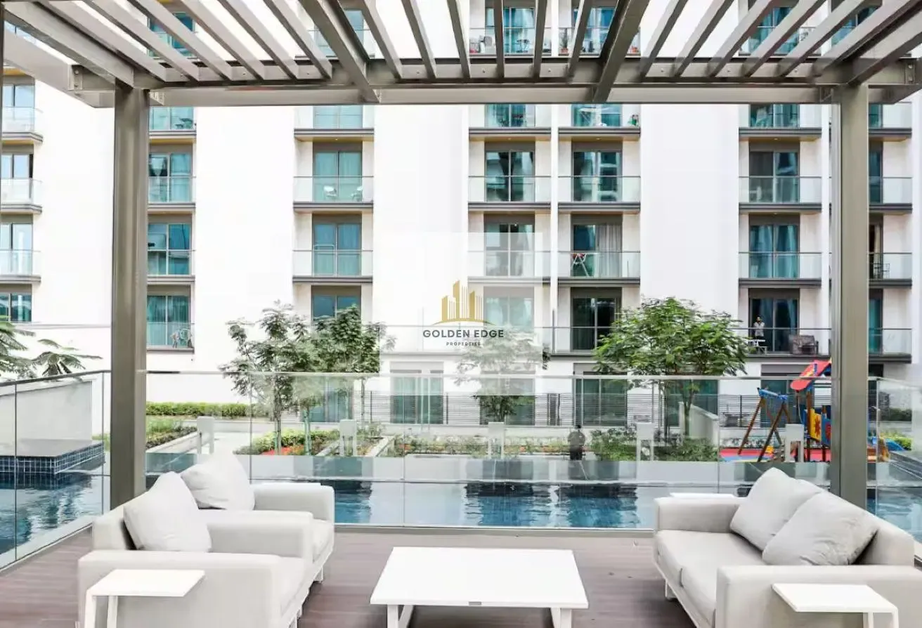 LUXURY FURNISHED | BRIGHT UNIT | LOW RISE TOWER |