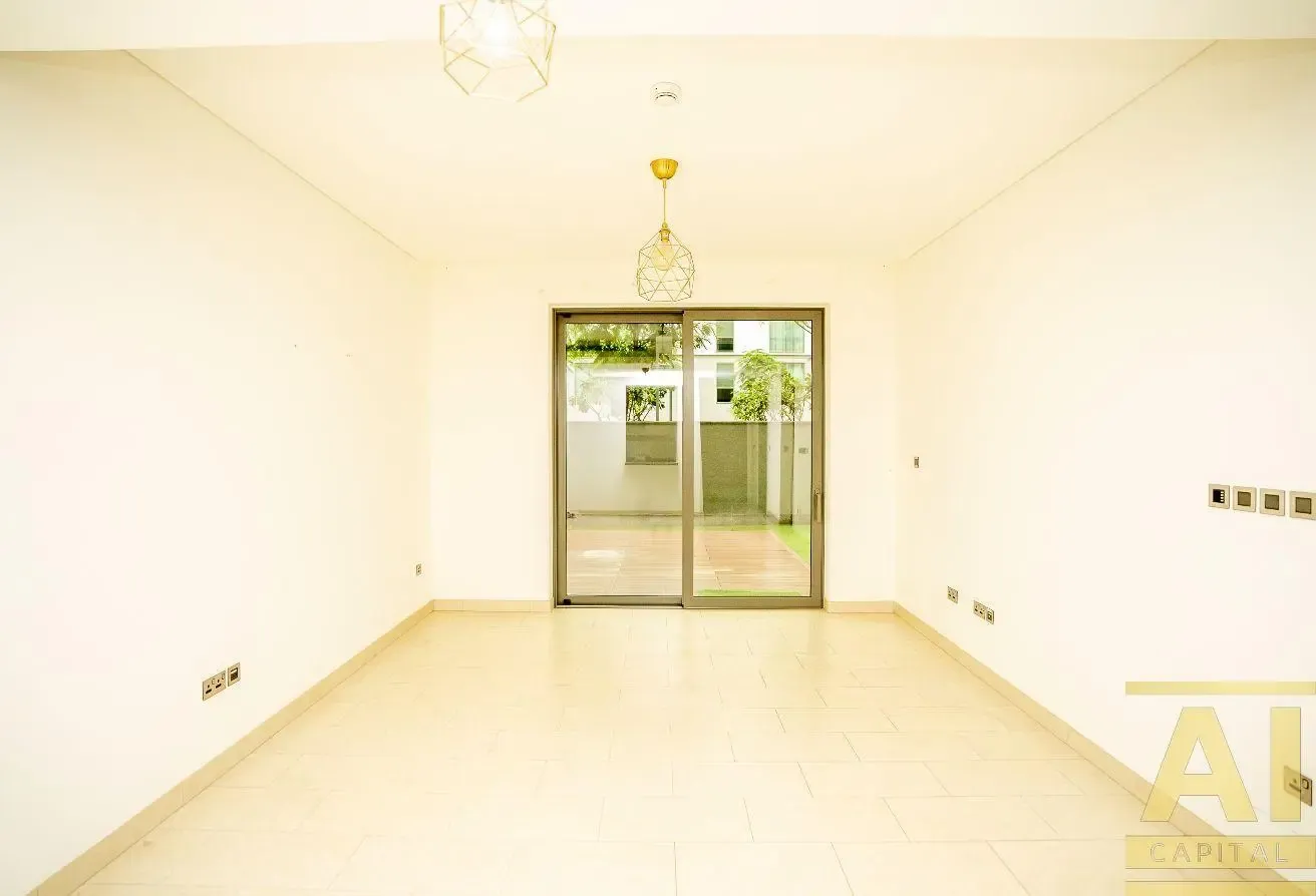 Spacious 1 Bedroom | Chiller Free | Ground Floor