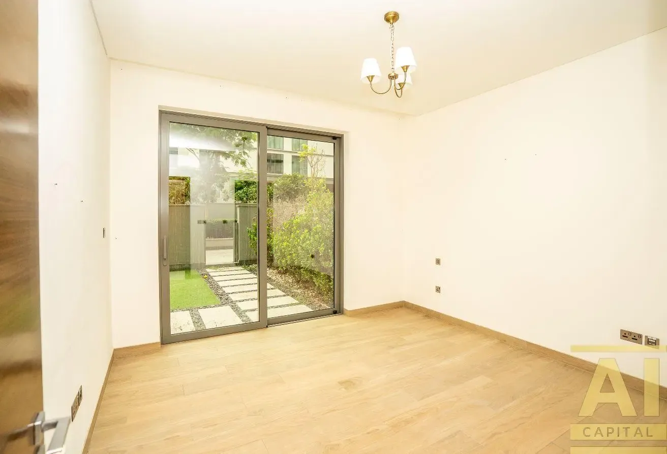Spacious 1 Bedroom | Chiller Free | Ground Floor