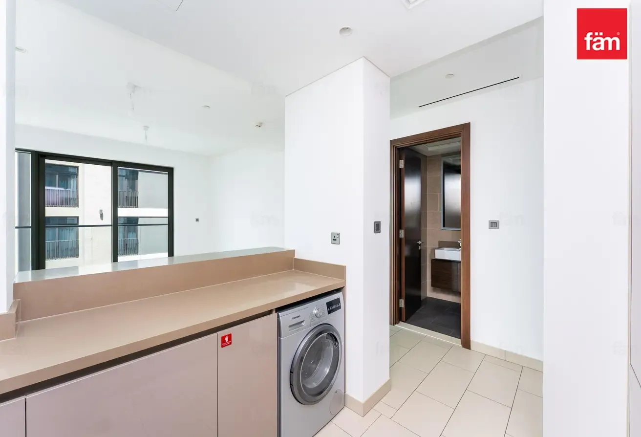 Modern 1br | Luxury Living | Ready To Move In