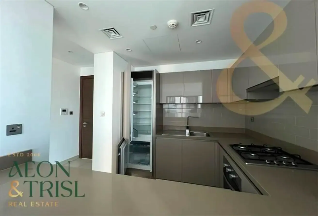 Higher Floor | Unfurnished | Vacant Unit