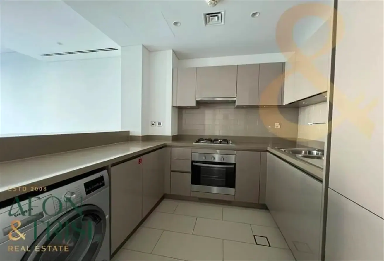 Forest View | Unfurnished | Vacant Unit | 1 BR