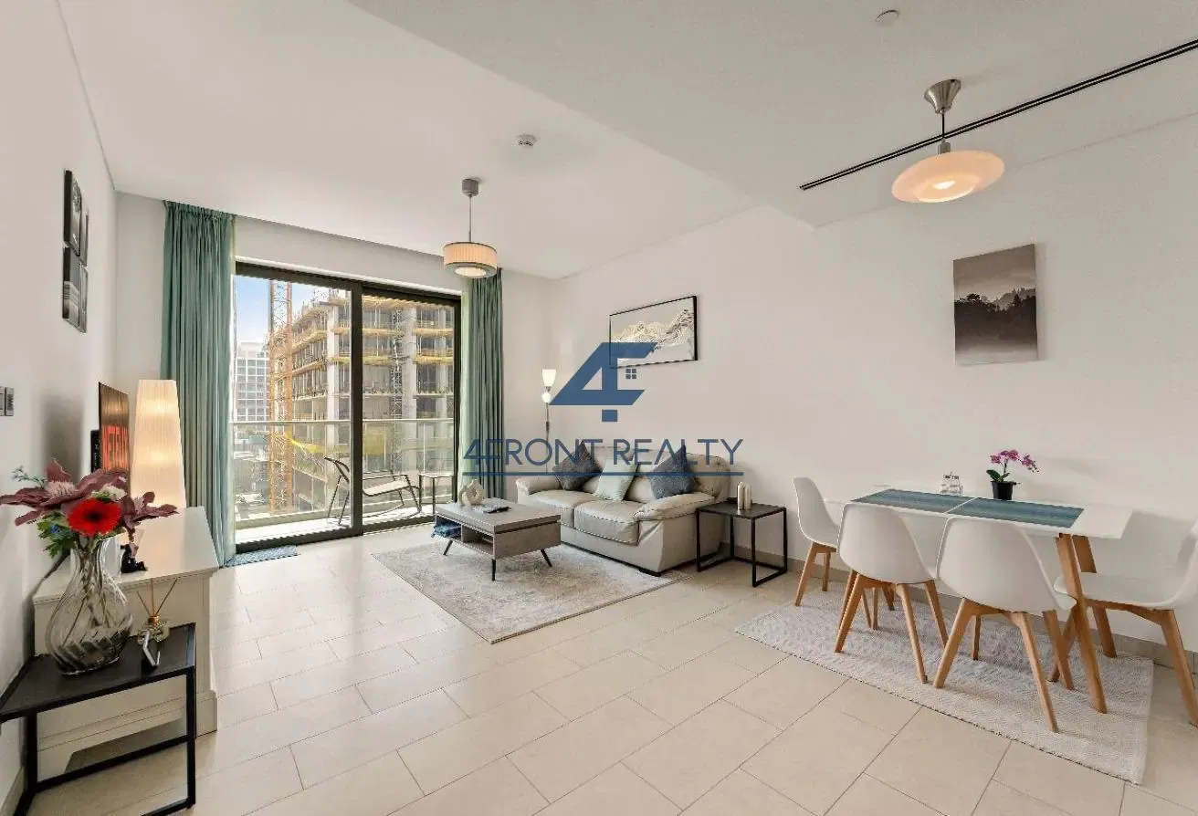 Vacant | Furnished | Large Layout | Bright Unit