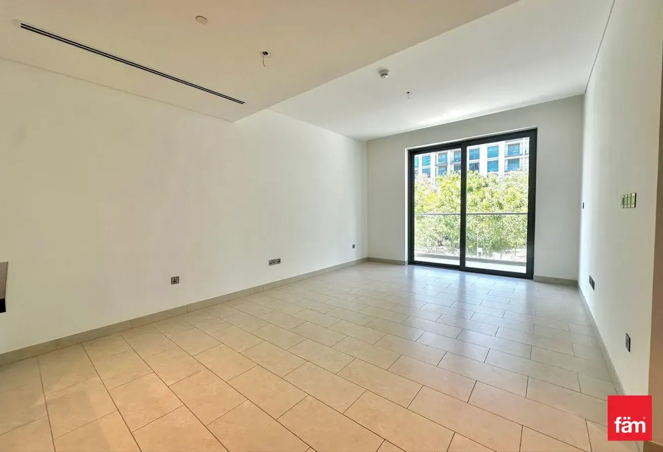 SPACIOUS LAYOUT | FURNISHED OPTION AVAILABLE