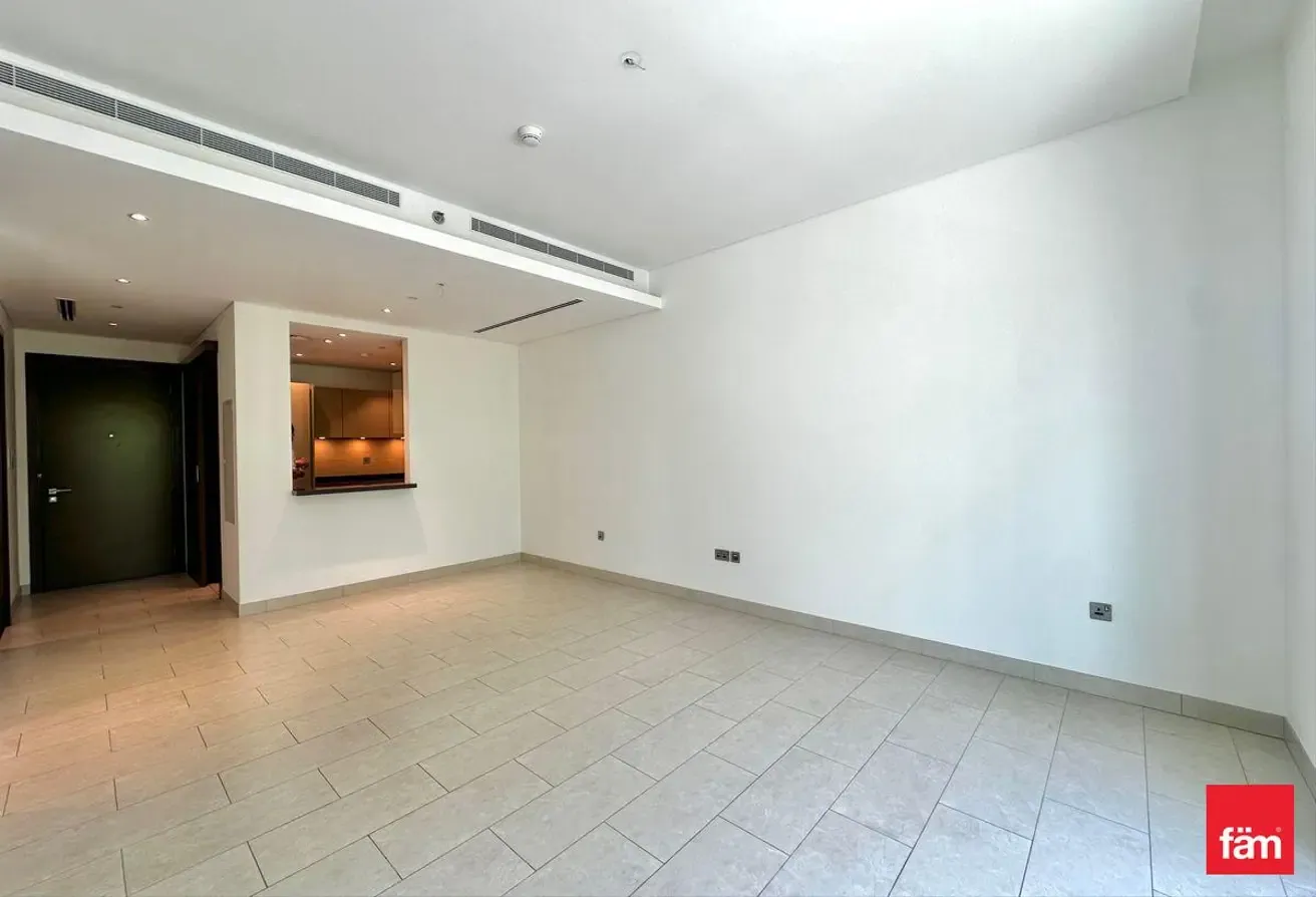 SPACIOUS LAYOUT | FURNISHED OPTION AVAILABLE