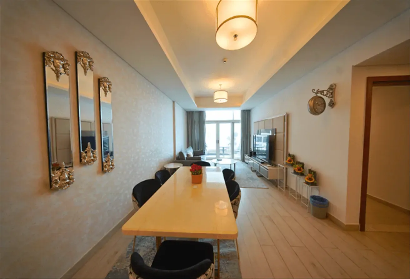 Chic 1BR Apartment with Private Beach Access