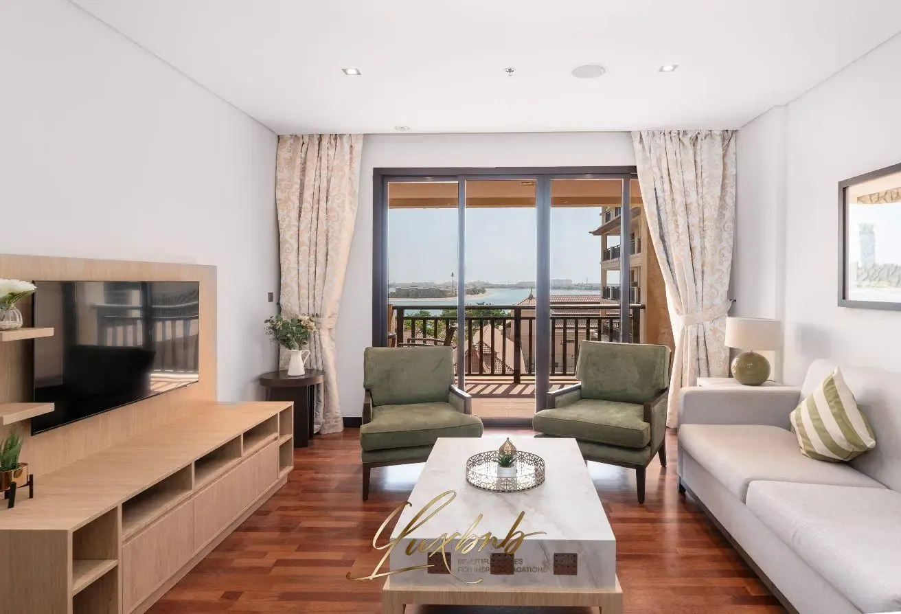 Palm Sea Views I Furnished I Bills Included