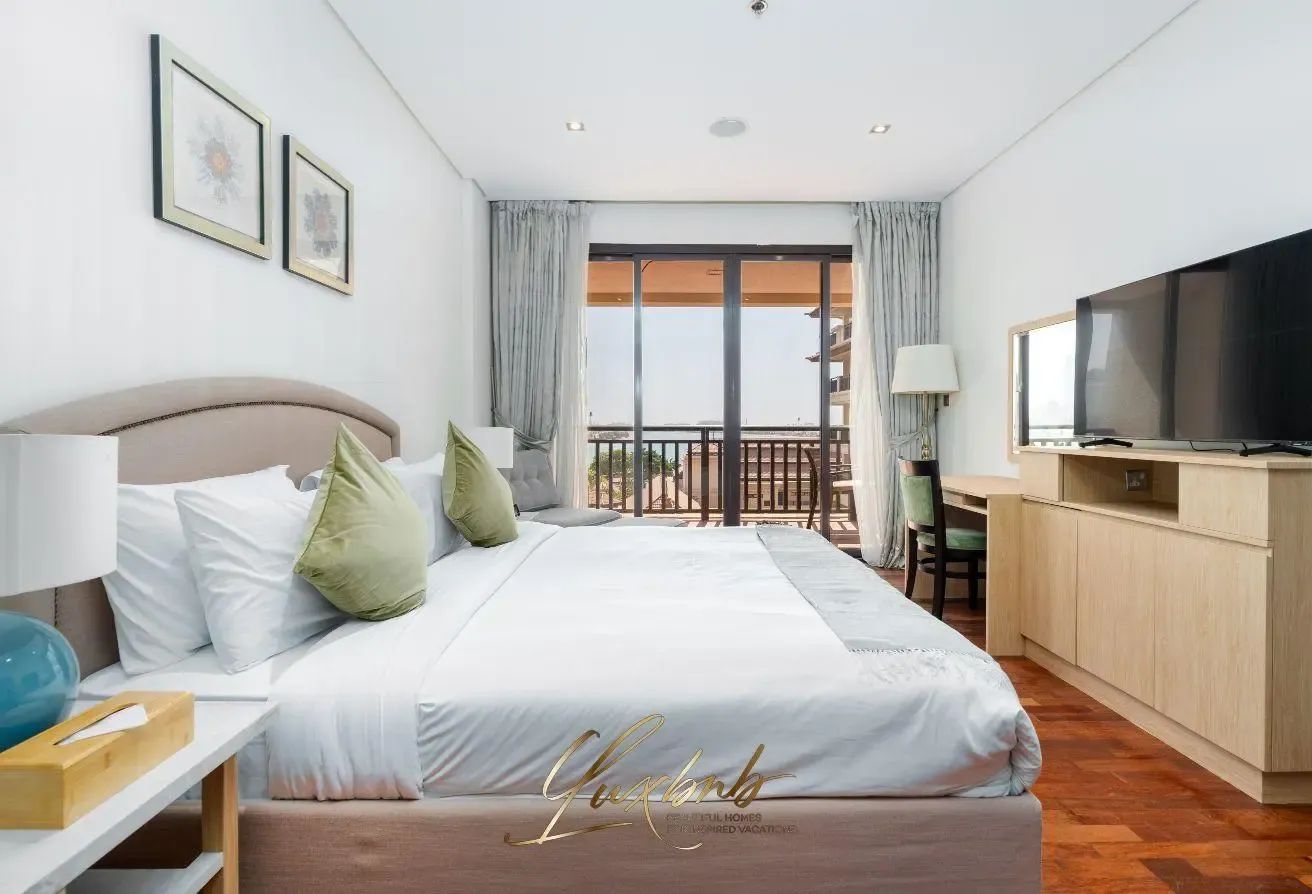 Palm Sea Views I Furnished I Bills Included