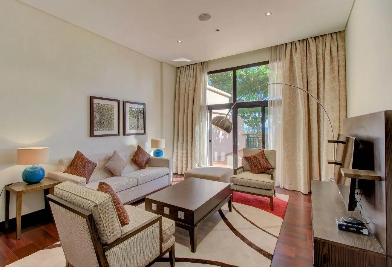 Relaxing 1BR Seaview Escape with Resort Access