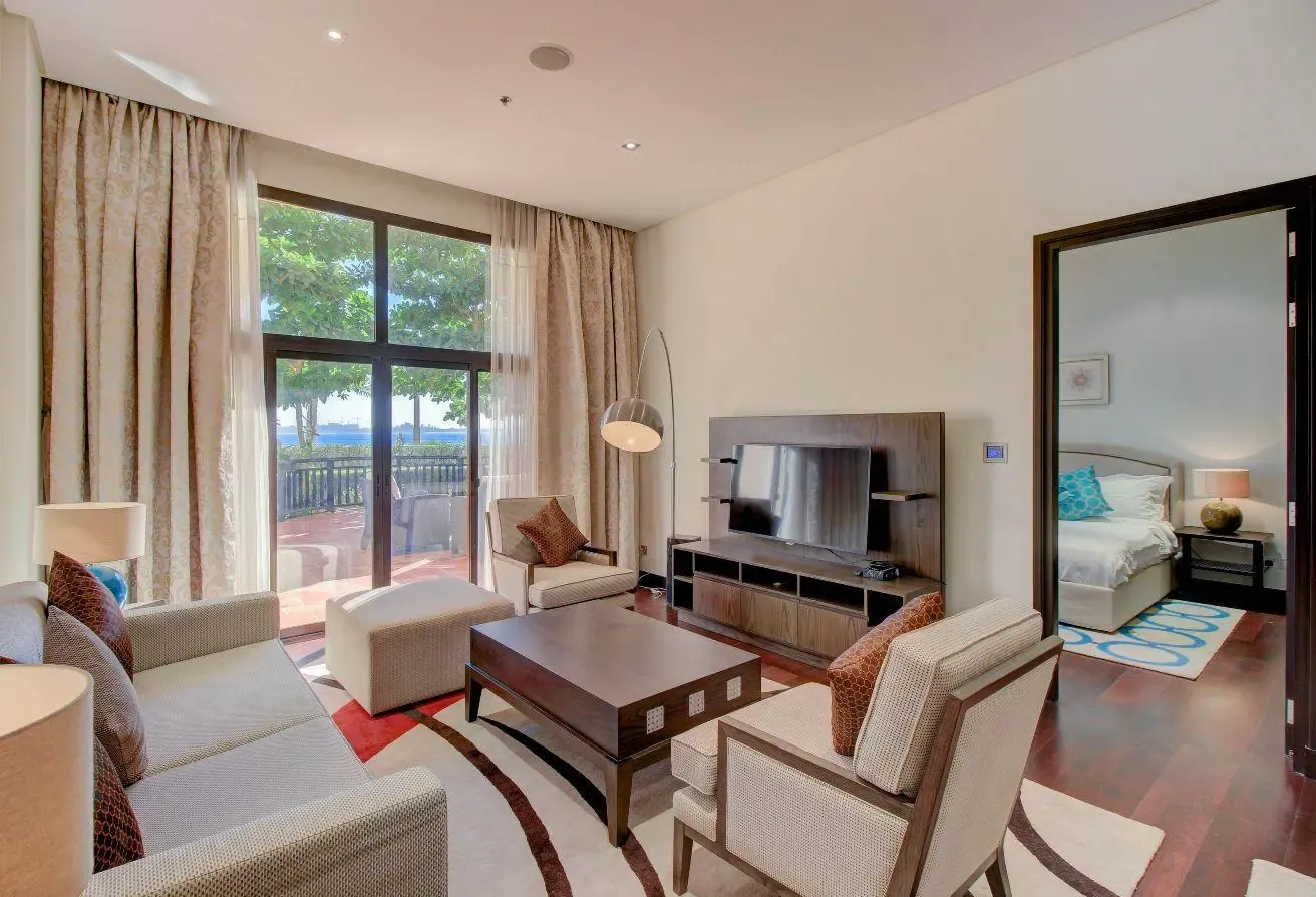 Relaxing 1BR Seaview Escape with Resort Access