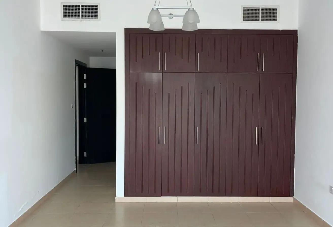 Charming 2 BR i: Open View & Modern Comforts