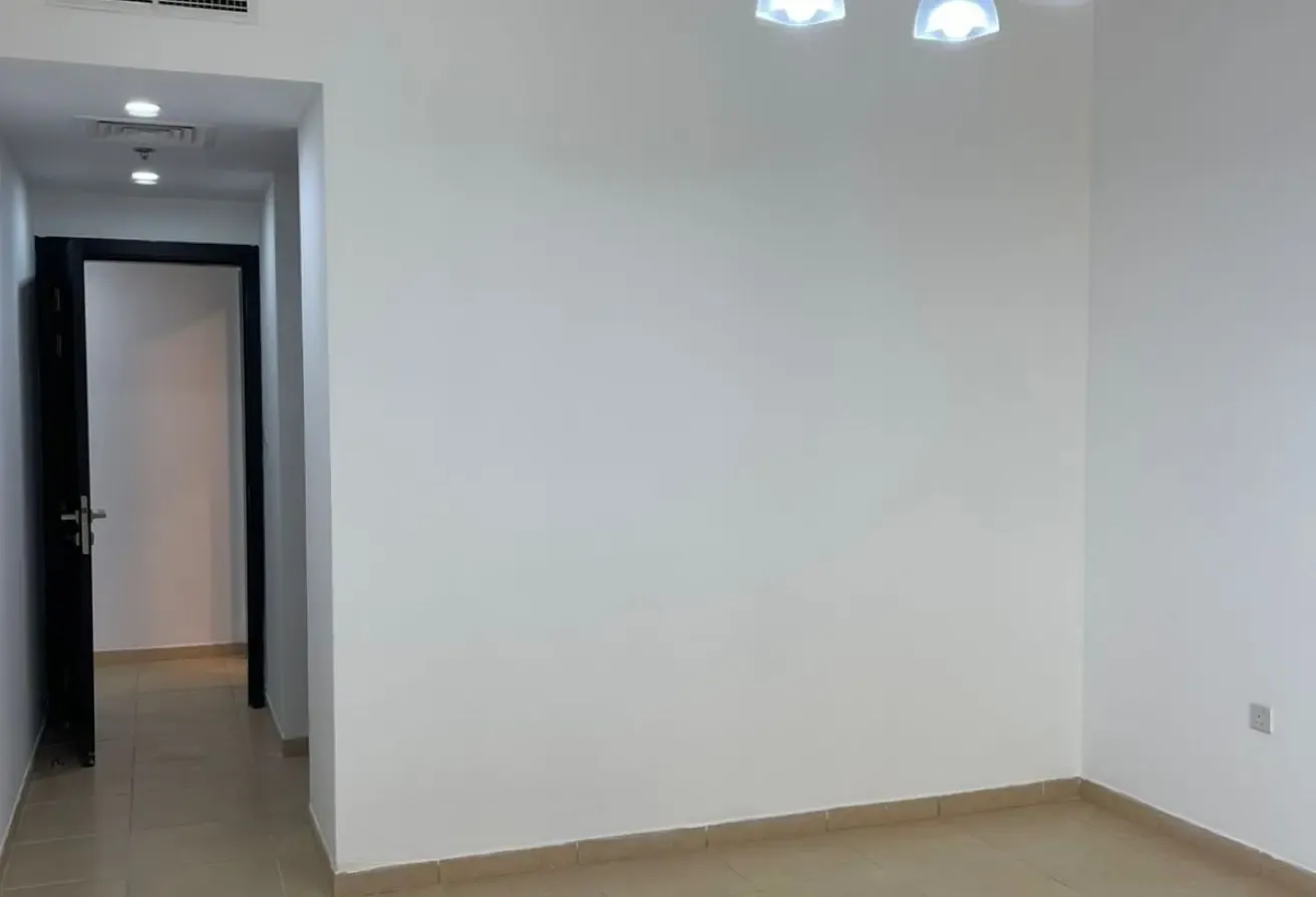 Charming 2 BR i: Open View & Modern Comforts