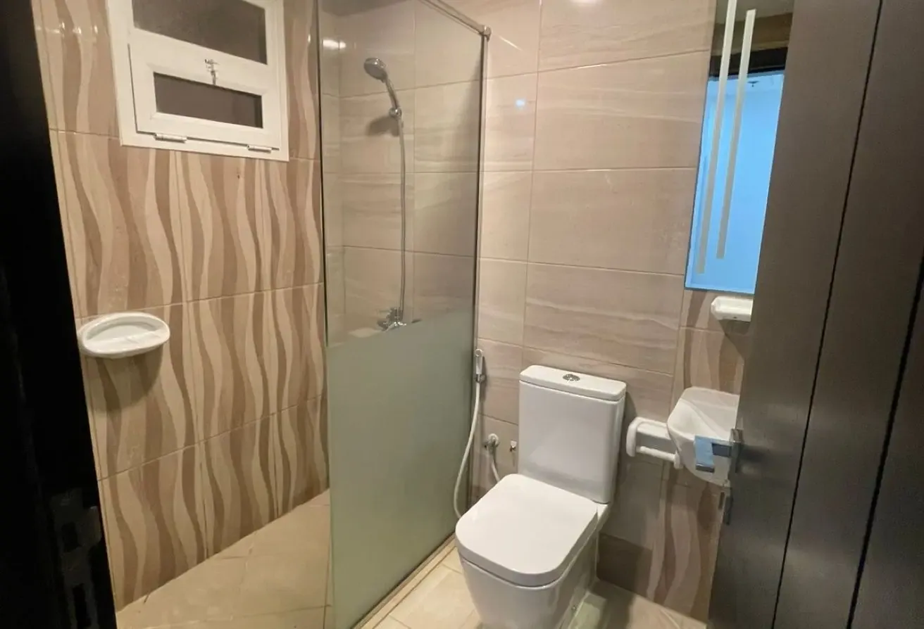 Charming 2 BR i: Open View & Modern Comforts