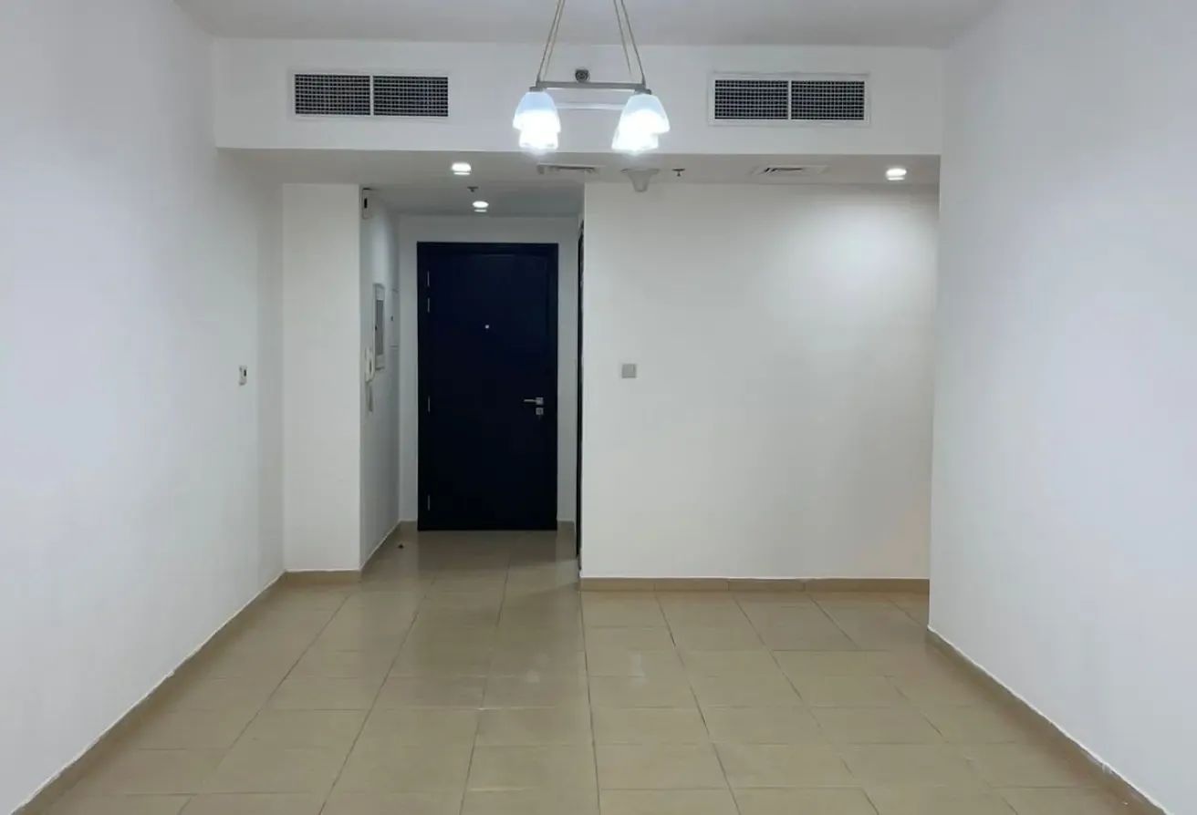 Charming 2 BR i: Open View & Modern Comforts
