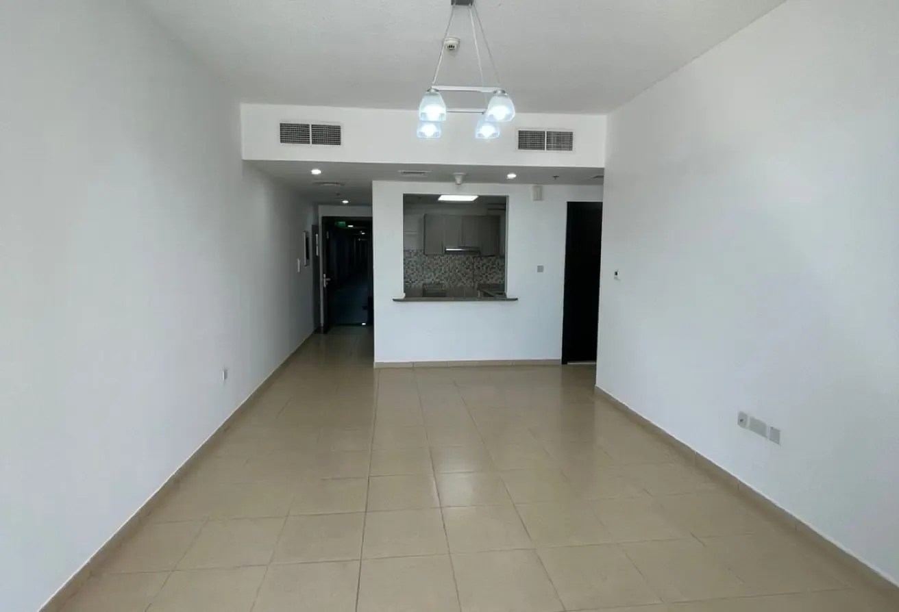 2bhk very Spacious | Chiller free | one month free