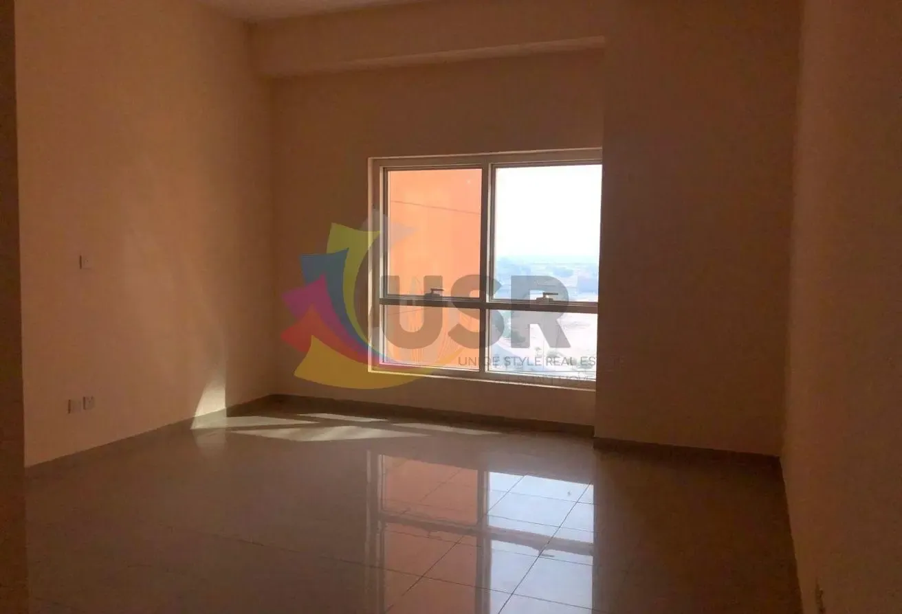 2BHK Chiller FREE | Well-maintained | For 82K