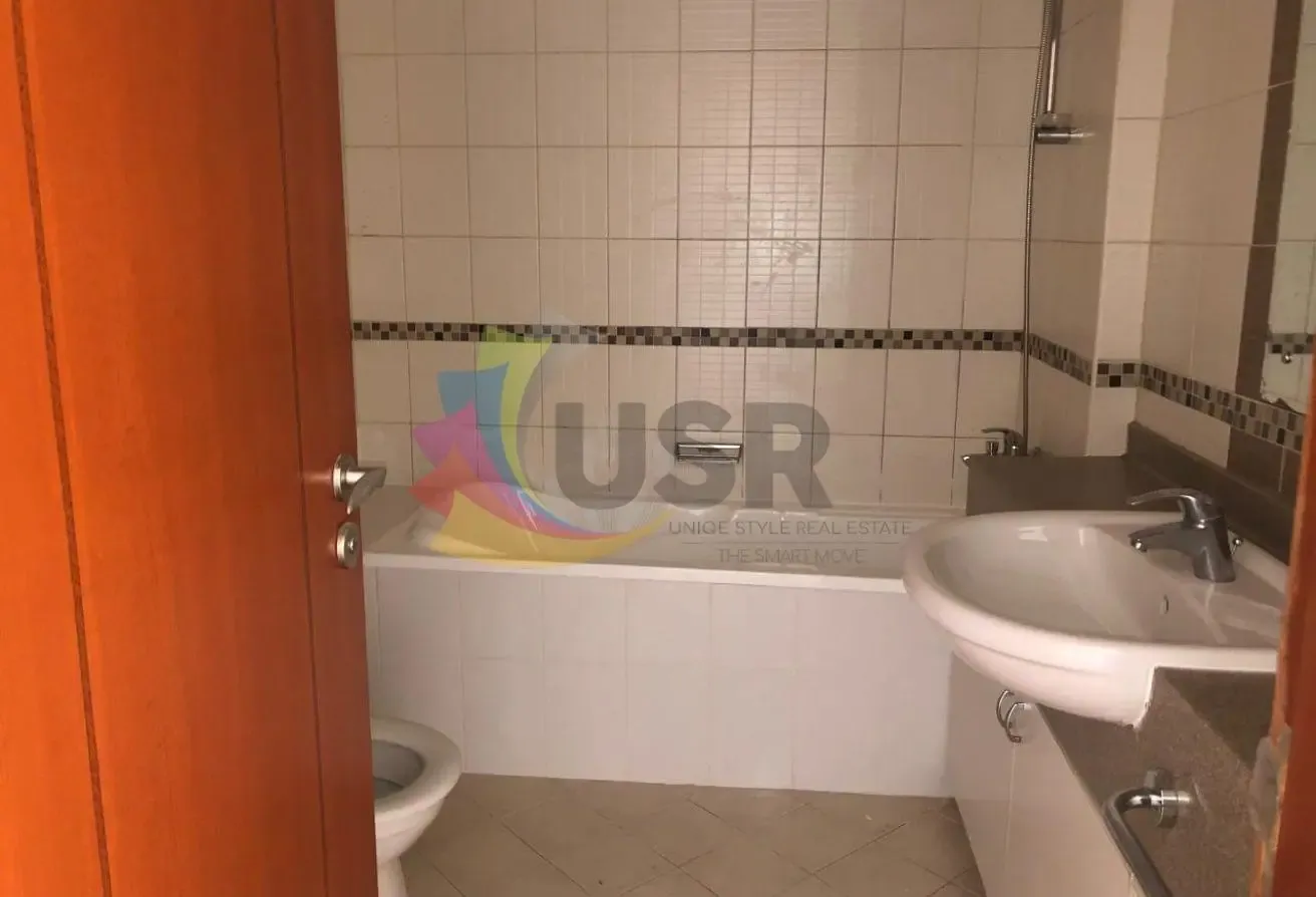 2BHK Chiller FREE | Well-maintained | For 82K
