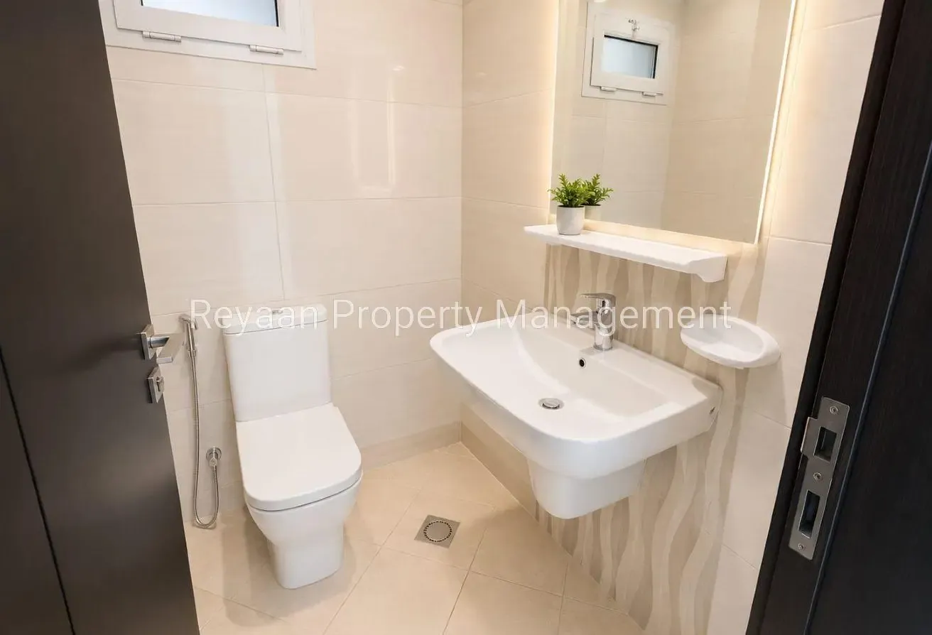 Elegant 1:BR Hall Prime location Chiller Free Call