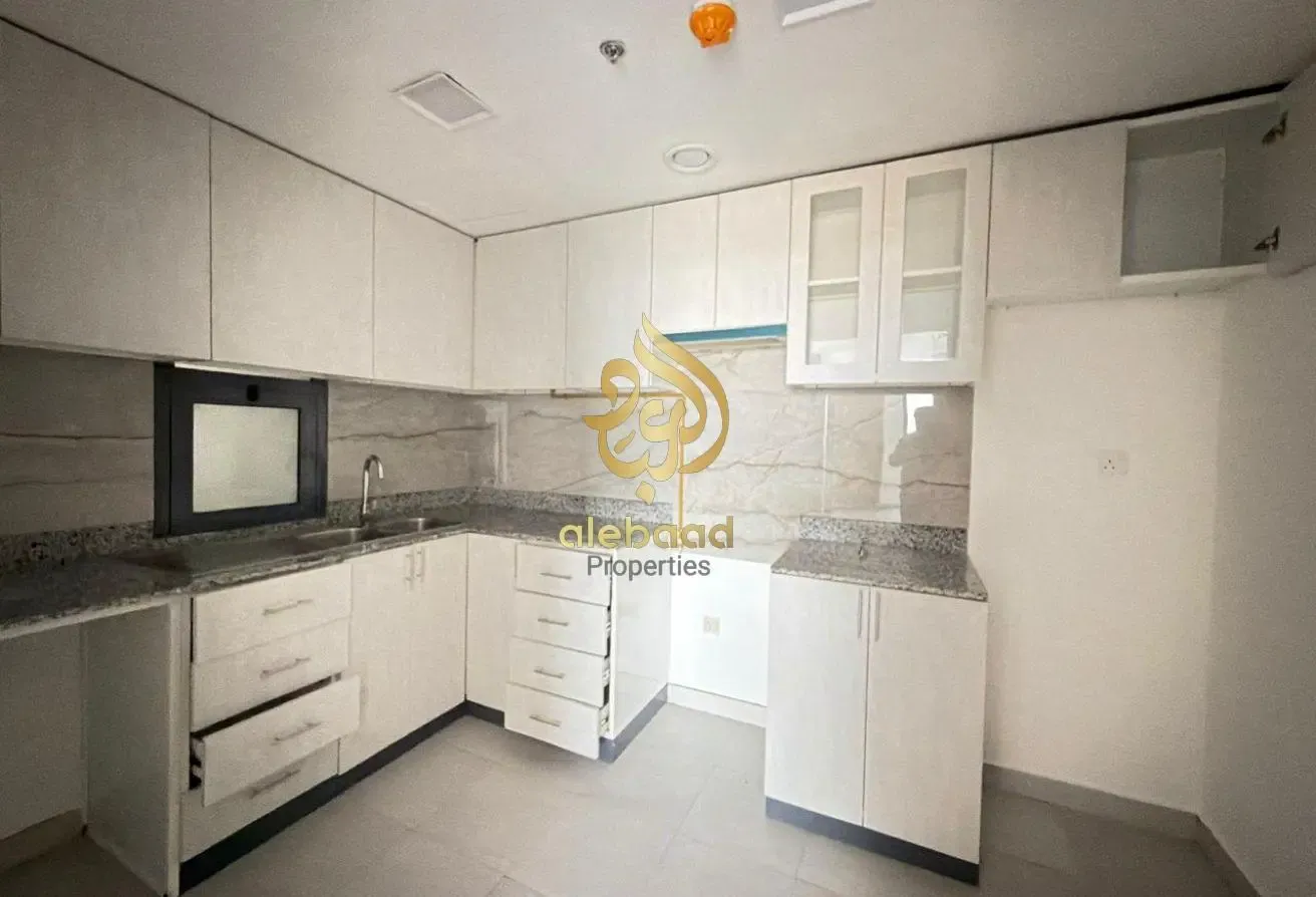 Spacious Luxury 1Bhk apartment Family With Balcony