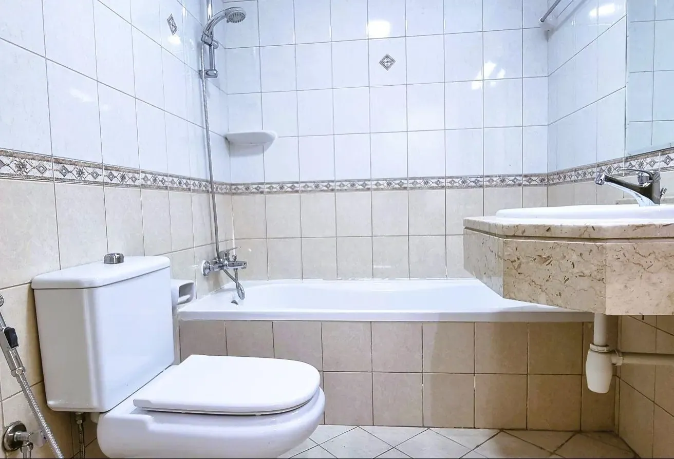 QUALITY | 2 BHK | POOL | NEAR CENTURY MALL-MAMZAR